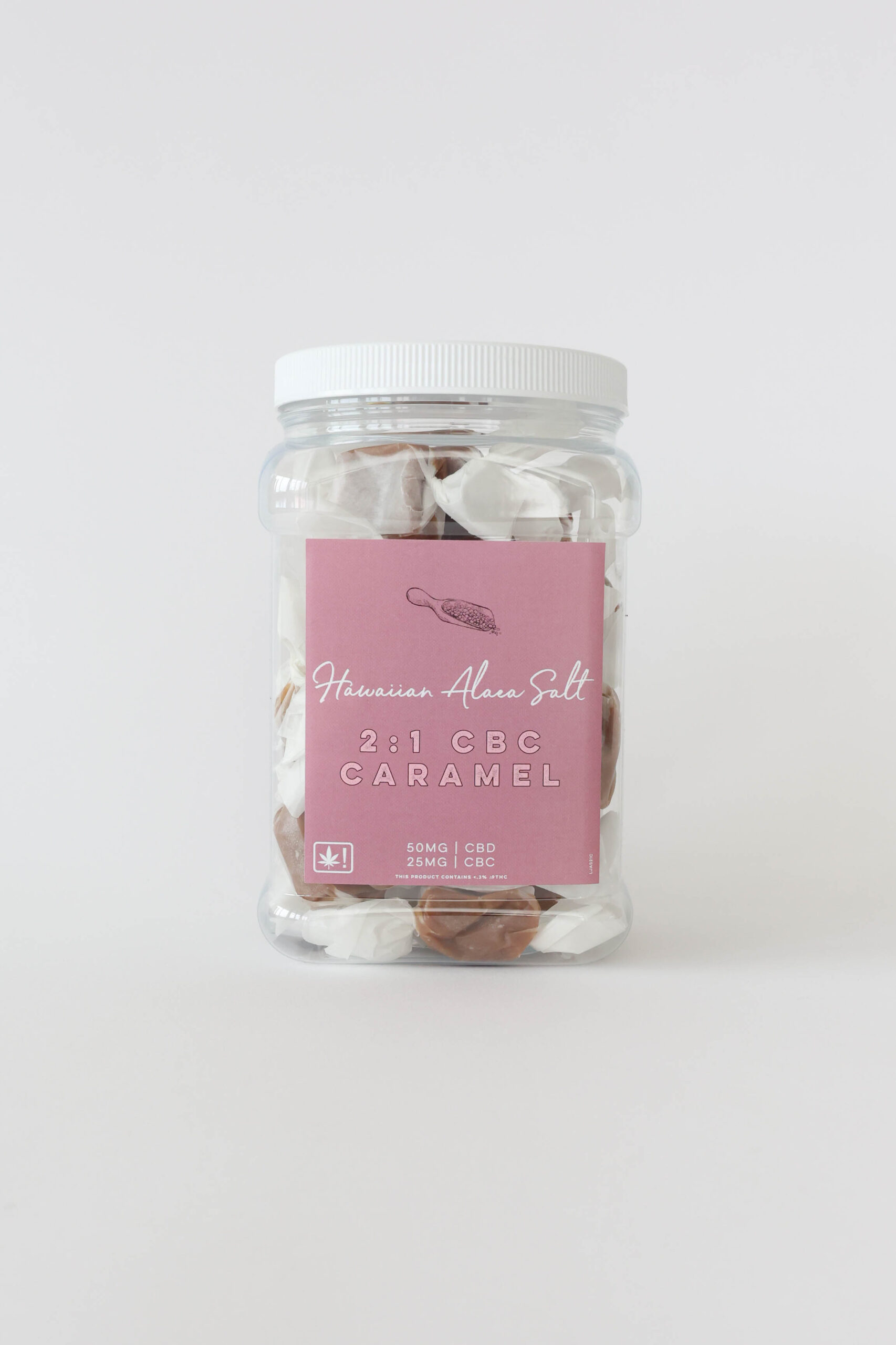 A salted caramel with 50mg CBD and 25mg CBC per piece. This jar comes with twenty or forty pieces.